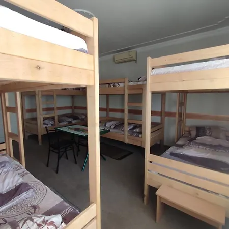 Welcome 24 Hostel Mukaçeve