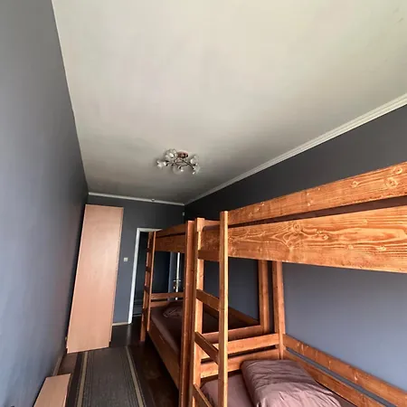 Хостел Welcome 24 *